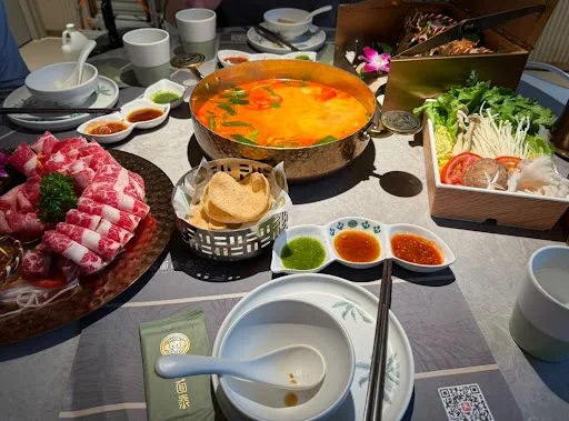 Fall in Thai Hotpot - Airside