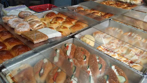 Po Shing Cake House