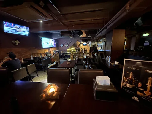 Barrel Bar