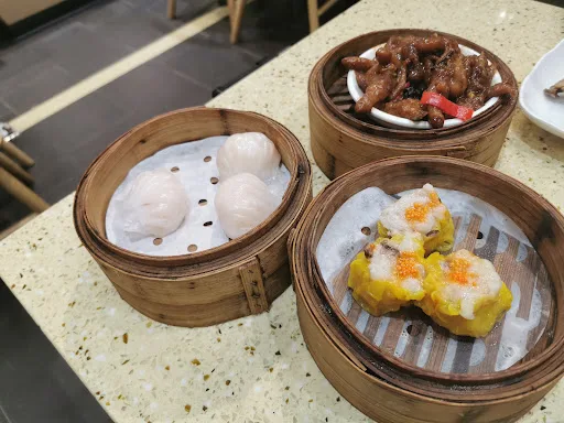 東哥點心火鍋第六分店