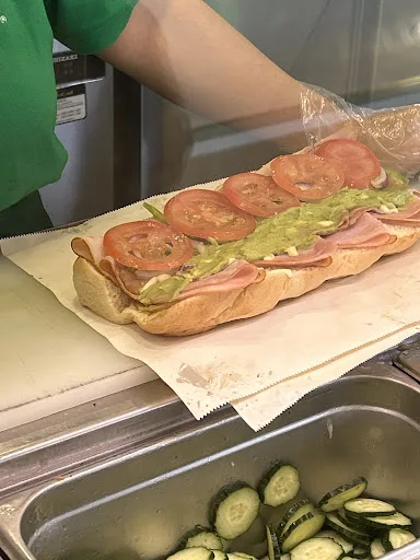 Subway Yuen Long