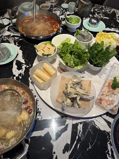 He Xi Beef & Seafood Hot-Pot
