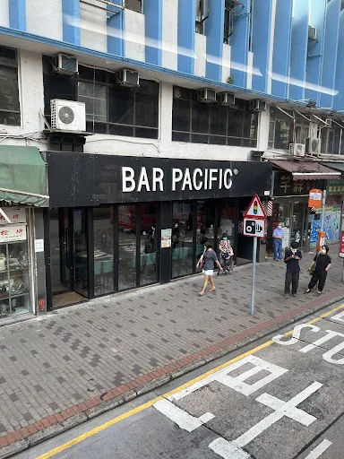 Bar Pacific 77