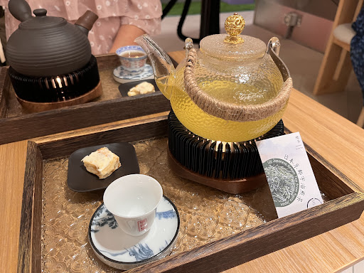 天上人間茶寮 ‘s tea