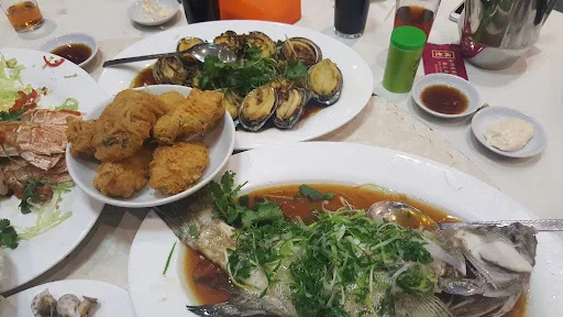 Hing Kee Seafood And Roasted Goose Restaurant