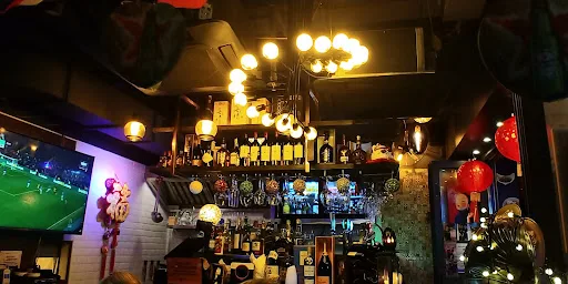Akinna Bar & Restaurant