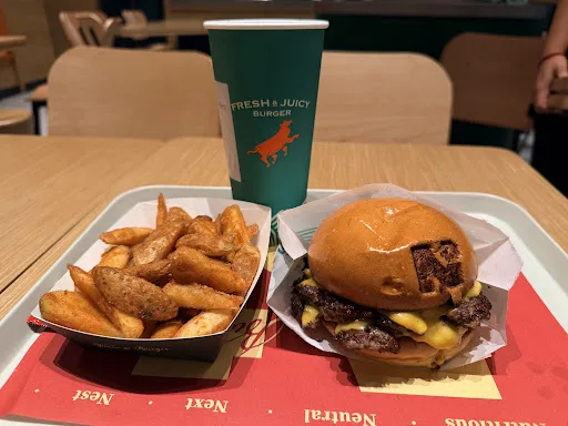N+ BURGER (Kai Tak)