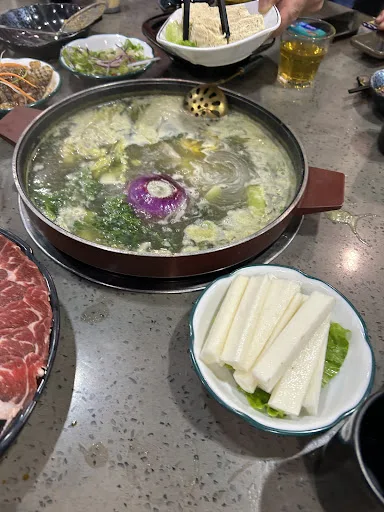 Ye Ye Chicken Hot Pot