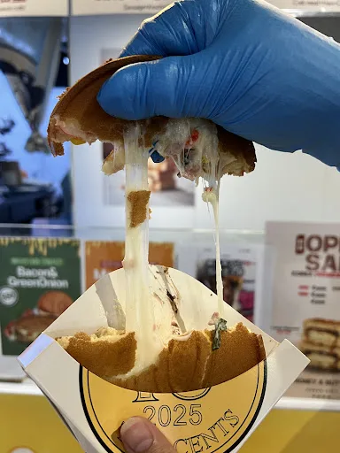 10 CENTS BREAD