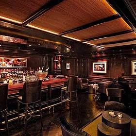 The Bar at The Peninsula 半島酒吧
