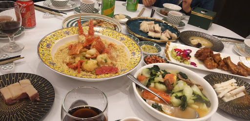 D.H.K. Seafood Restaurant