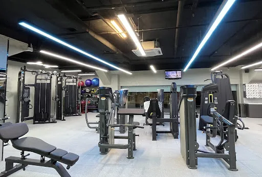 V-Fit 24 (Fitness Center)
