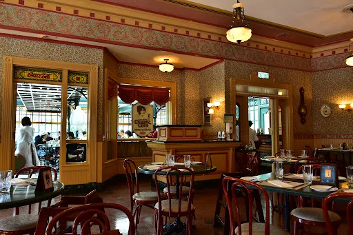 Corner Cafe