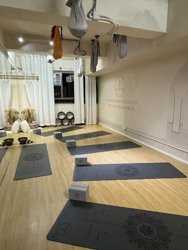 heal yoga studio