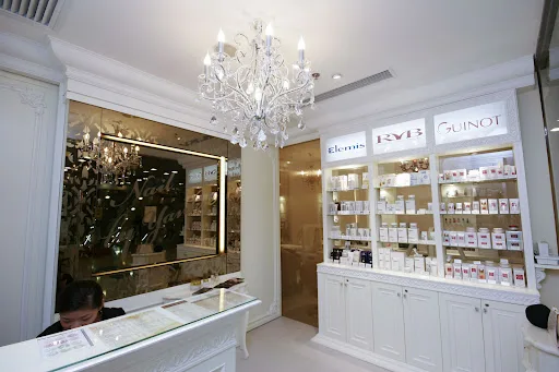 Nail by Yankee