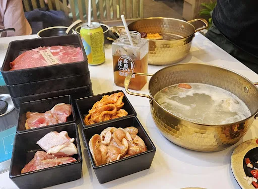 Taiwan Bussan Hotpot