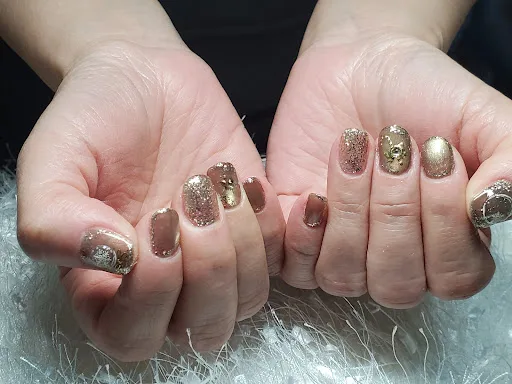 Fabulous Nail & Beauty
