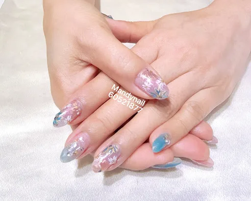 Mandy Nail