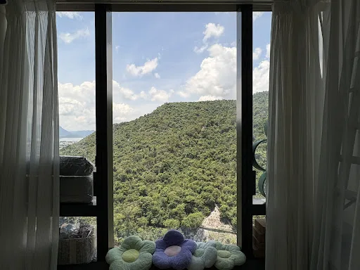 Swan Yoga Studio HK