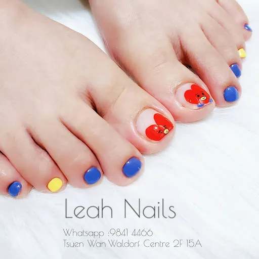 Leah nails