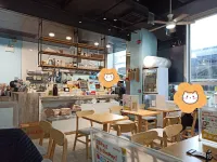 Piano Piano Cafe