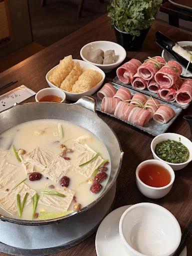 Wulao (HK)