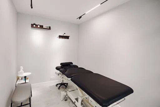 OneEssential Physiotherapy Clinic 銅鑼灣物理治療診所