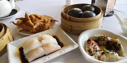 Royal China Aqua Garden