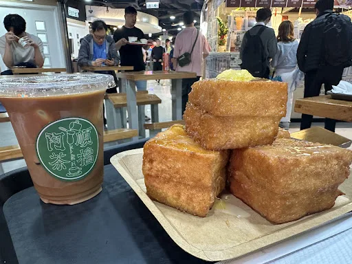 阿順茶檔 (Shun's Milk Tea)