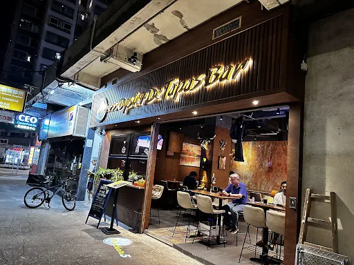 Brother 5 Oyster De Tapas Bar