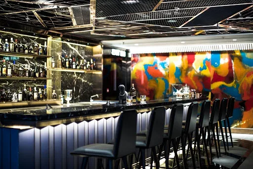 COZi Lounge