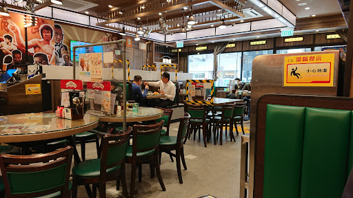 Ngan Lung Restaurant (銀龍 24hr)