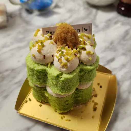 Pandan Man (Hysan Place)
