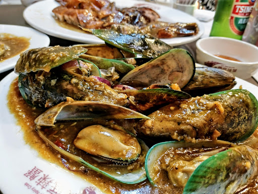 Under Bridge Spicy Crab