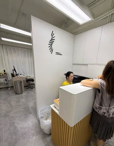 Wanda Lee Acupuncture and Physiotherapy Center (Causeway Bay) 李詩詠針灸及物理治療中心(銅鑼灣)