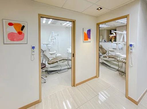 Dr. Paul Leung Dental Clinic