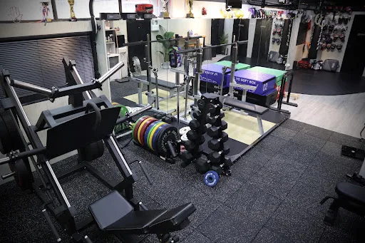 NYUUKON FITNESS