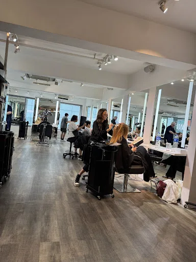 W52 Hair • Nails