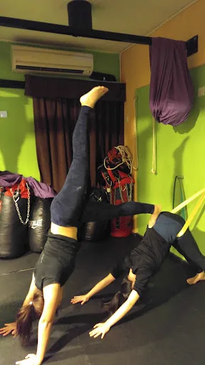 EMS Fitness Studio_觀塘瑜伽 Kwun Tong Yoga